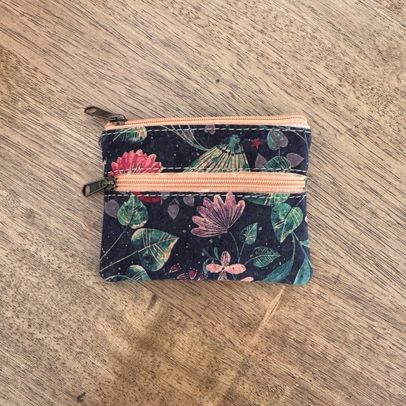 Handbags - Floral Zip Wallet Pouch